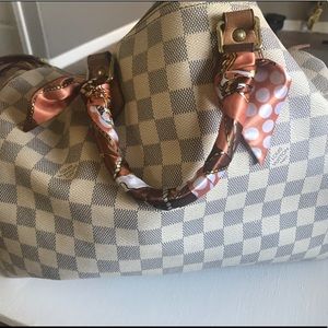 SOLD Louis Vuitton Speedy 35 authentic